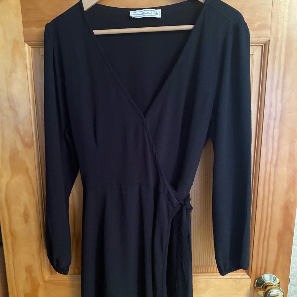 Abercrombie & Fitch women wrap dress